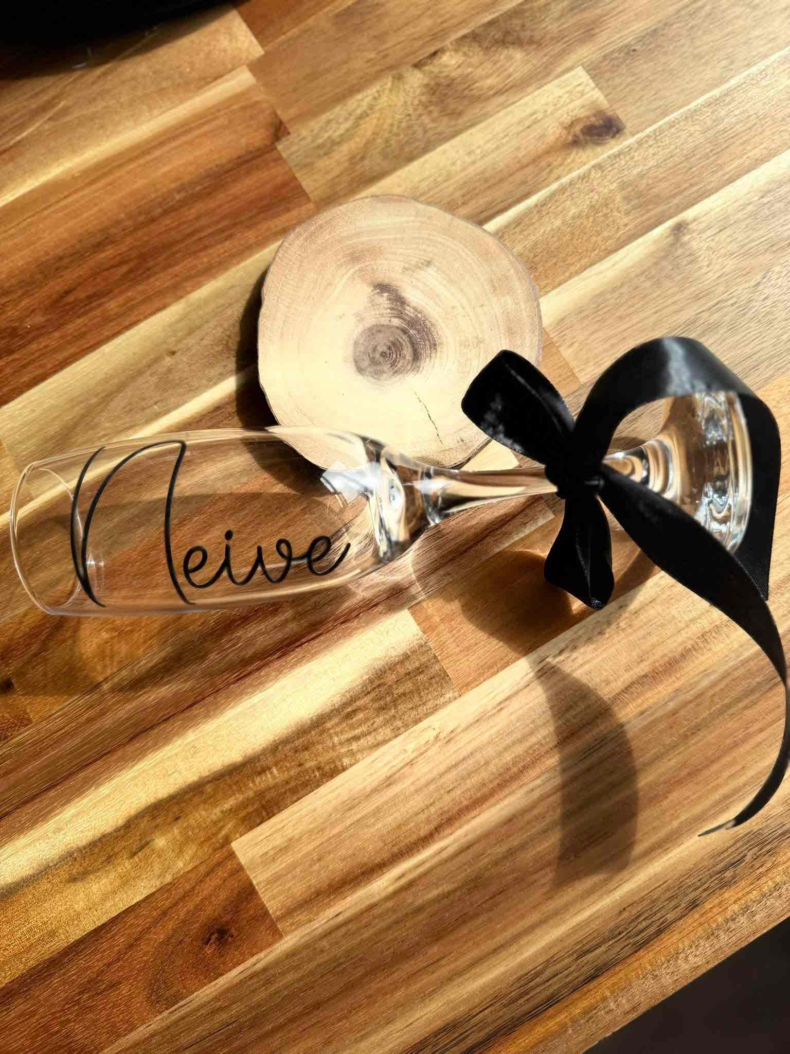 Leavers’ Shirts & Prom Accessories - Image 10